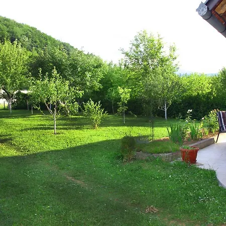 Holiday home Vacation Eden Dobrenica *