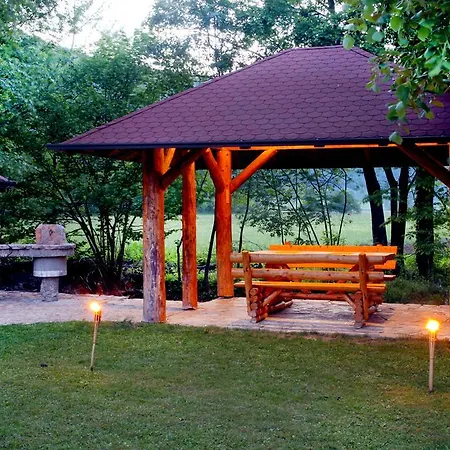 Holiday home Vacation Eden Dobrenica Bihac