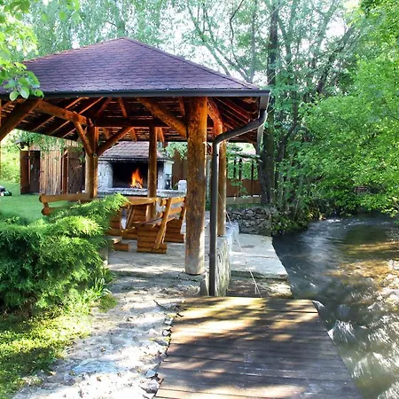 Vacation Eden Dobrenica Holiday home Bihac